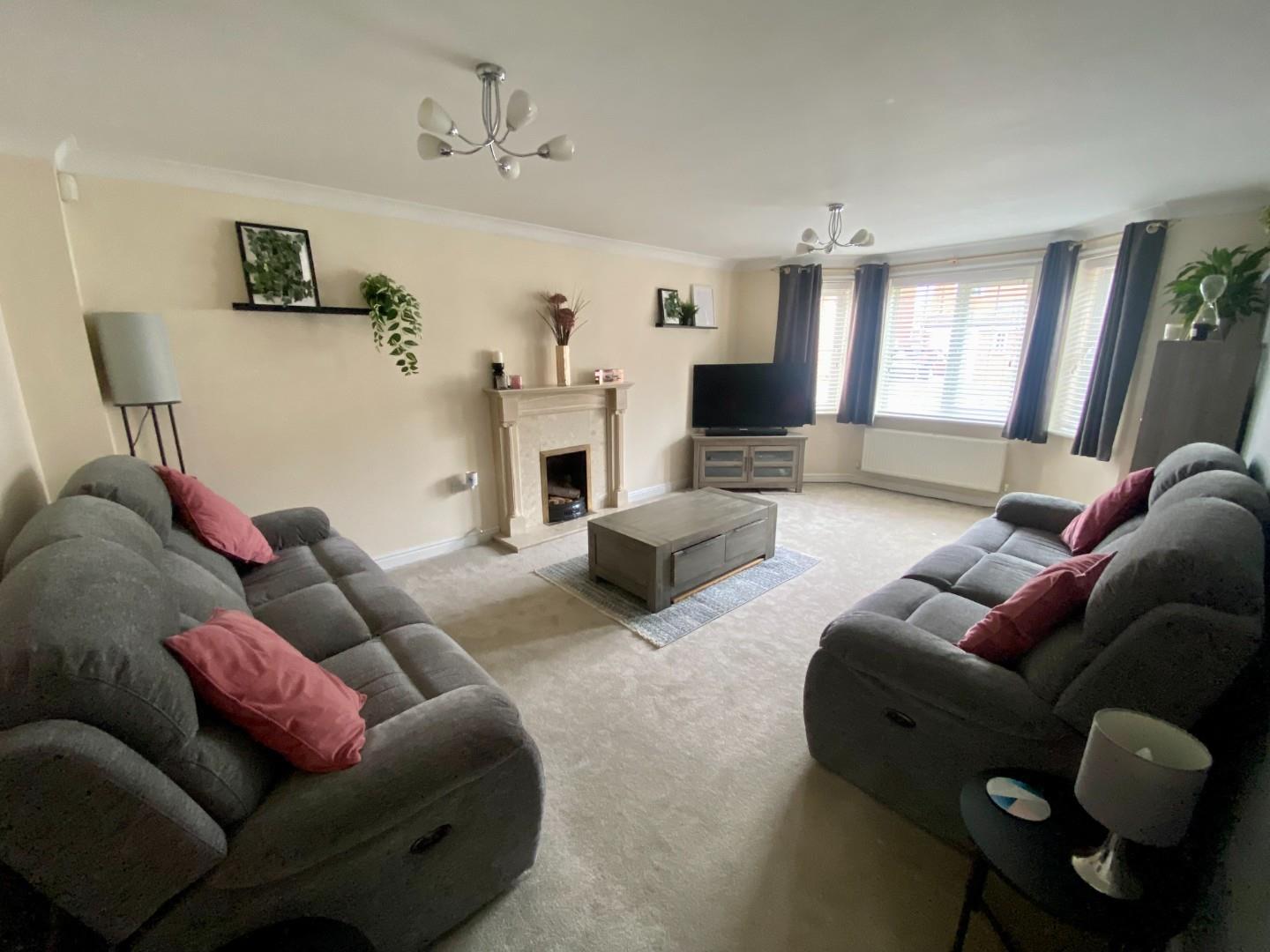 Wren Close, Grange Park O'Riordan Bond